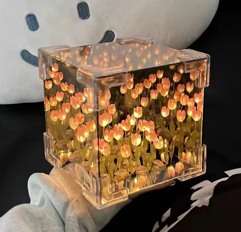 Lâmpada 3D Criativa de Tulipa DIY - Cubo Floral Marinho para Namorada ou Casal